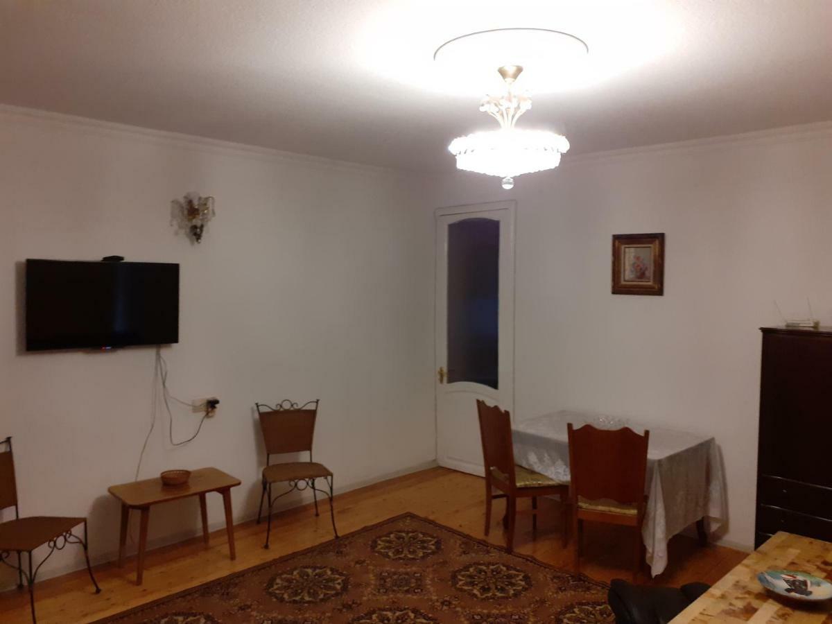 Orion Kutaisi Apartamento Exterior foto